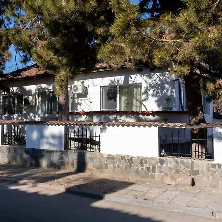 Tatil Evi перущица *