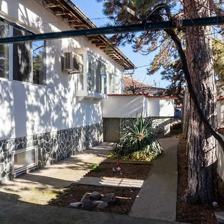 перущица Tatil Evi